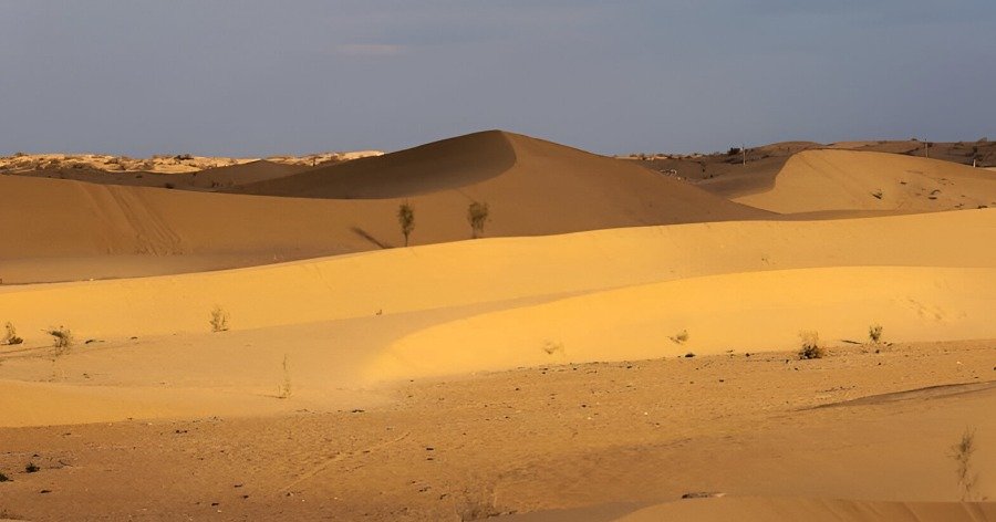 Desierto Karakum, Historia, Ubicación y descripción