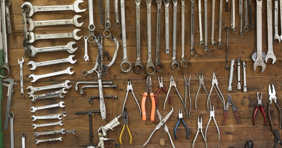 Cómo organizar tu espacio de trabajo de bricolaje en casa