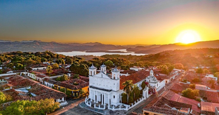 La importancia histórica de Suchitoto (El Salvador) en el turismo cultural