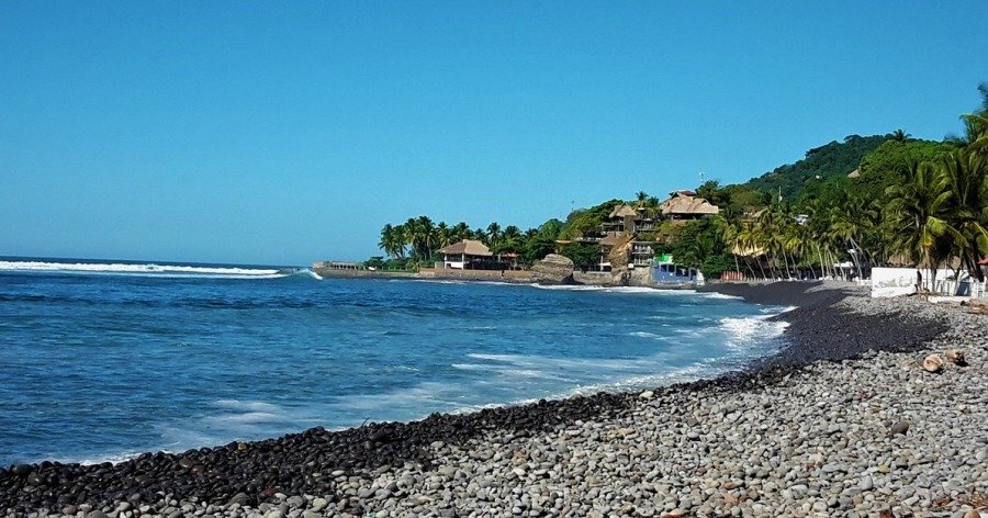 Playa El Tunco en EL Salvador