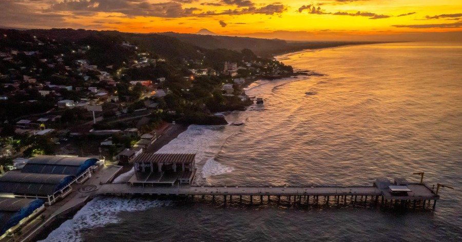 Puerto de La Libertad En El Salvador